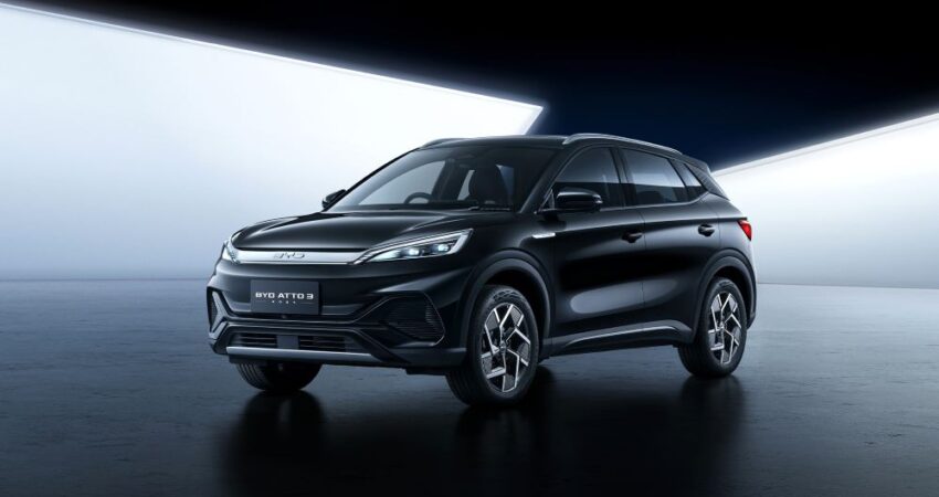 BYD ATTO 3 SUV Mobil Listrik